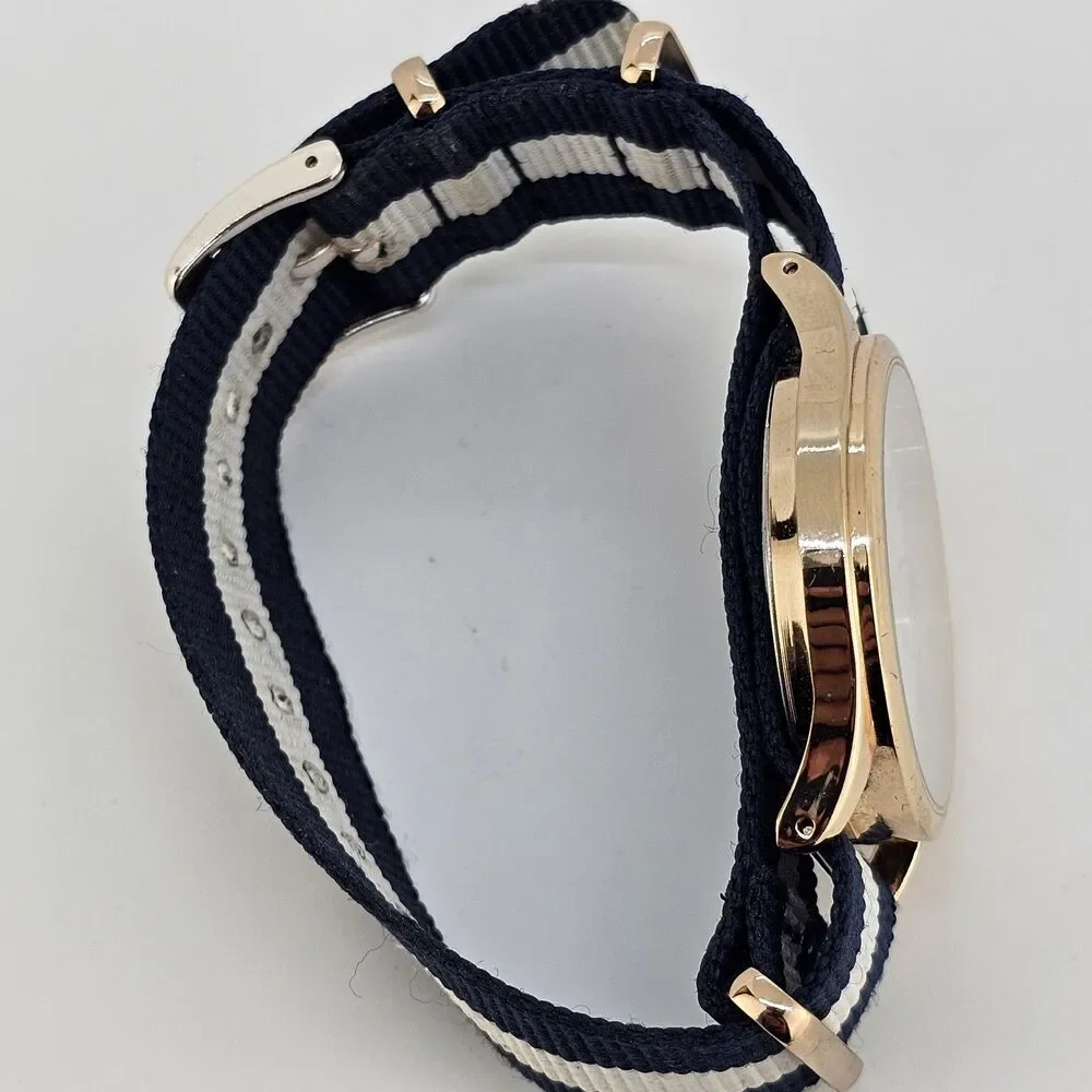 Aeropostale Unisex Watch 38MM White‎ Dial Blue White Canvas Band New Battery